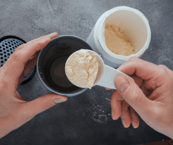 Kompleksvalk erinevatest valguallikatest lihaste kasvu ja taastumise toetuseks