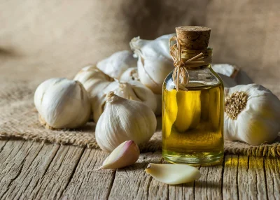 Garlic Oil supplement product photo on IRON DUST website