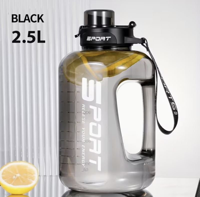Suur spordipudel 2500ml kõrrega hall